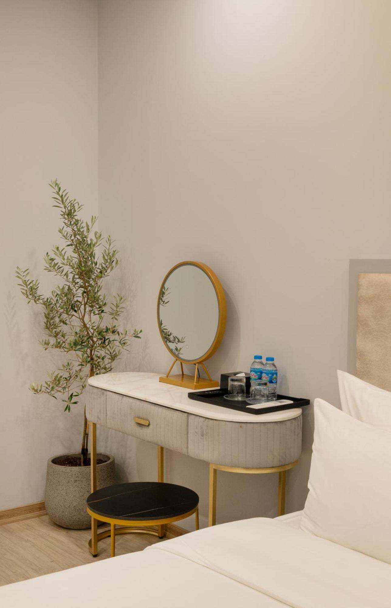 S Home Hanoi Bagian luar foto